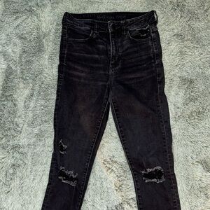 American Eagle Lightly Distressed Skinny Jegging
